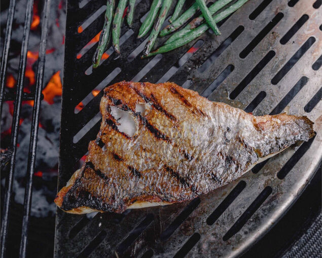 Kamado Joe Half-Moon Fish And Vegetable Grate Suits Classic Joe, , hi-res